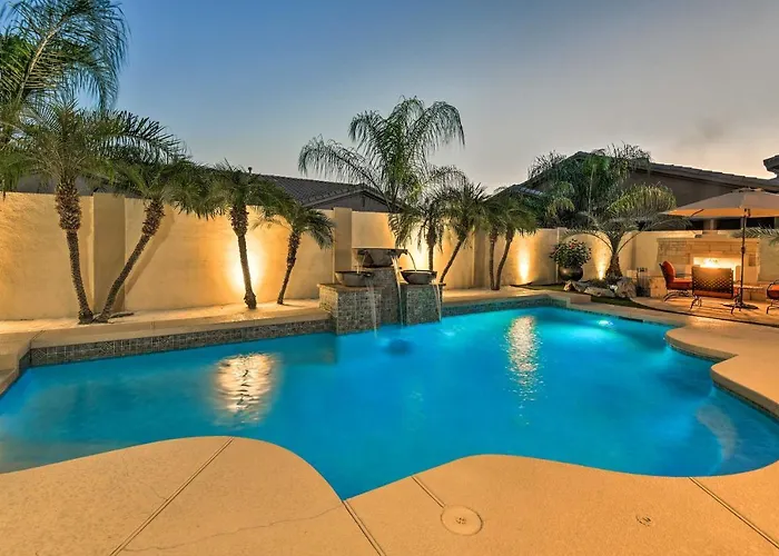 Heated Pool&Putting Green Luxe Gilbert Home Vakantiehuis